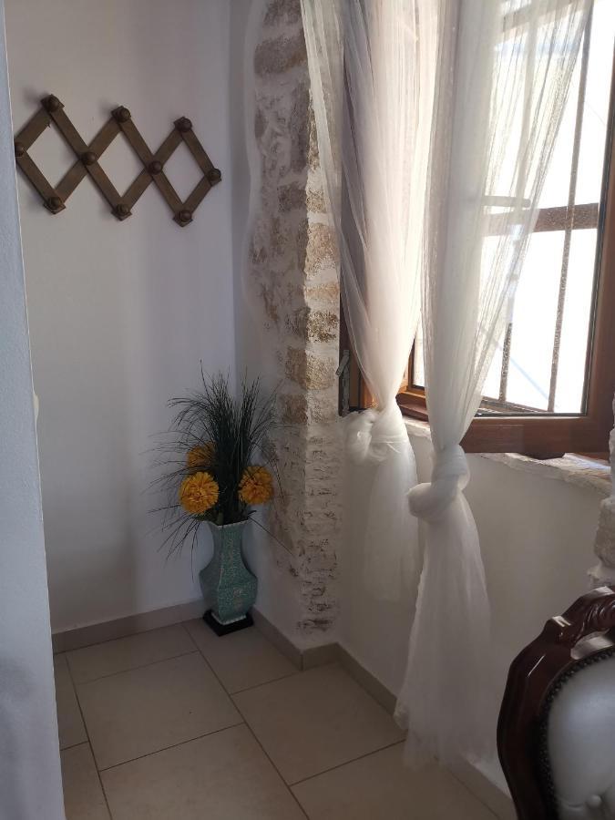 Apartment Martin - 10 Mt To The Beach Rovinj Bagian luar foto